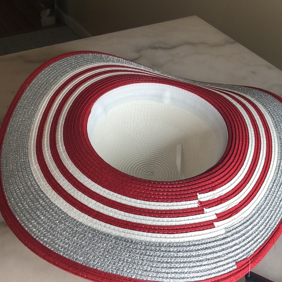 Red, white & silver floppy straw hat main image 5